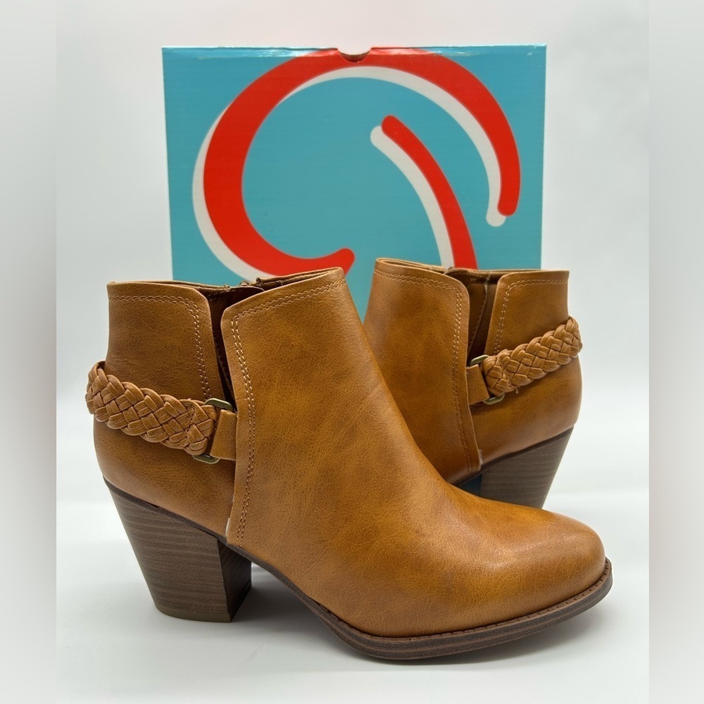 Baretraps Vegan Chestnut Ankle Boots | Braided Strap Block Heel Booties Sz 10M - Picture 13 of 13